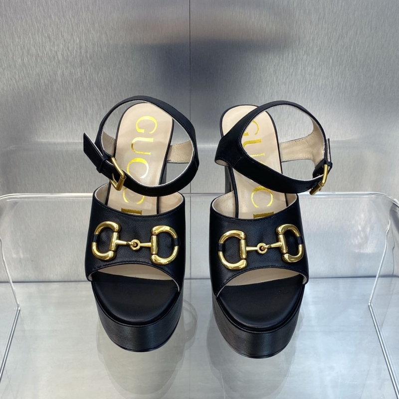 G*u*i high heels